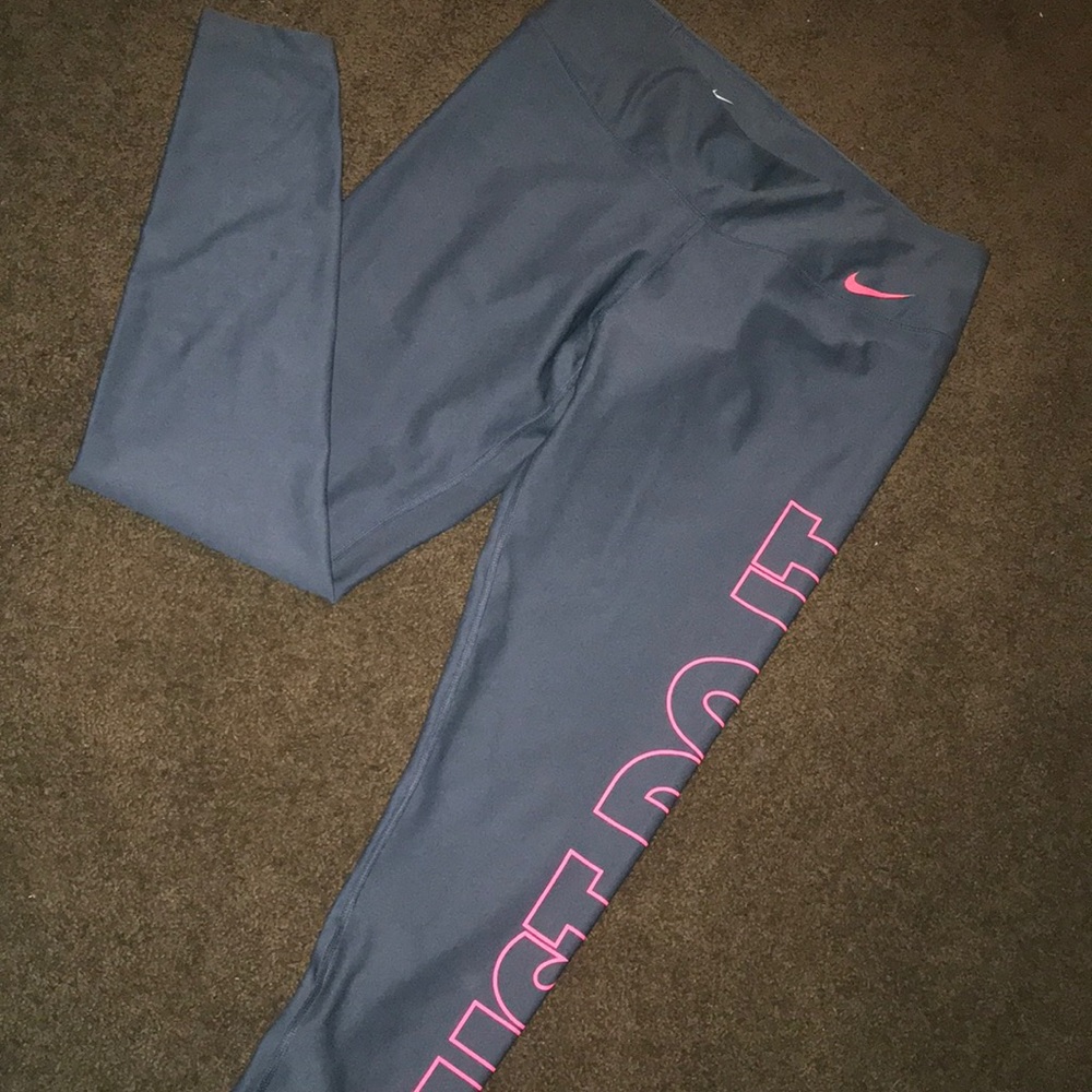 Nike leggings